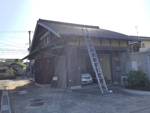 姫路市の天窓にひびが確認された離れ